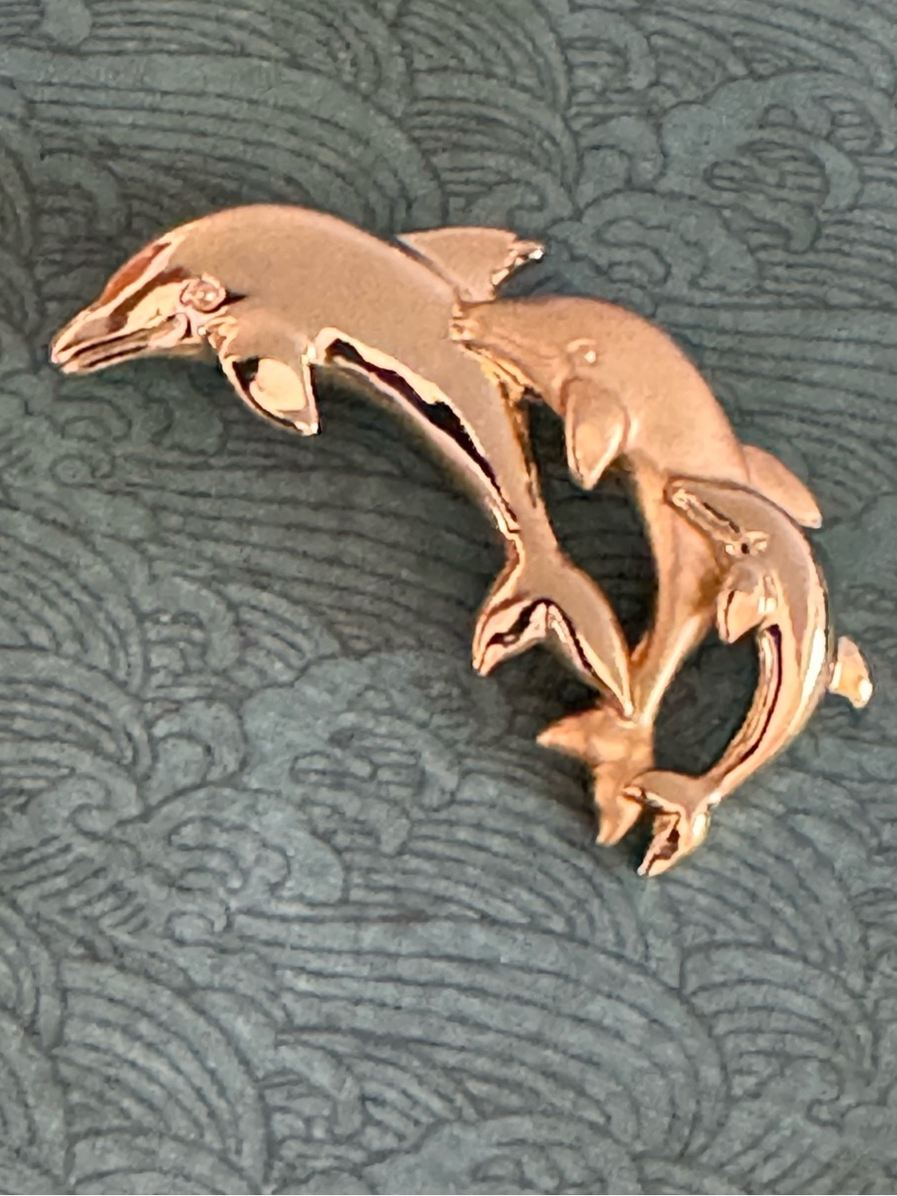 VINTAGE L RAZZA DOLPHINS BROOCH - Picture 2 of 8